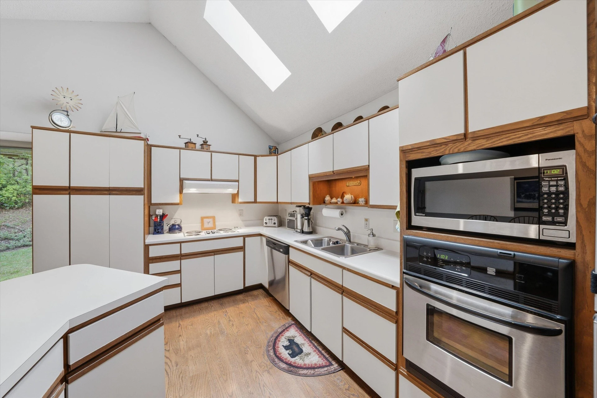 214 Twin Chimneys DR - Photo 8