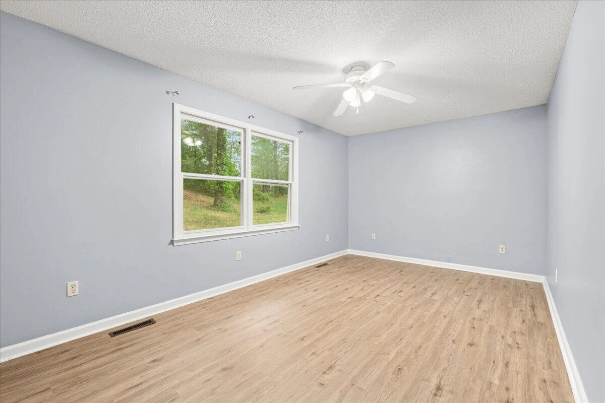 2142 Brick Church RD - Photo 15