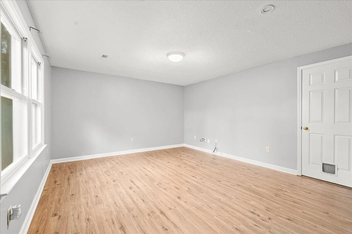 2142 Brick Church RD - Photo 4