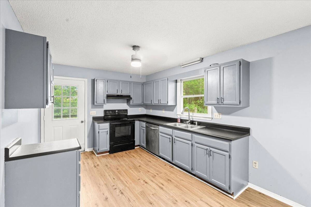 2142 Brick Church RD - Photo 9