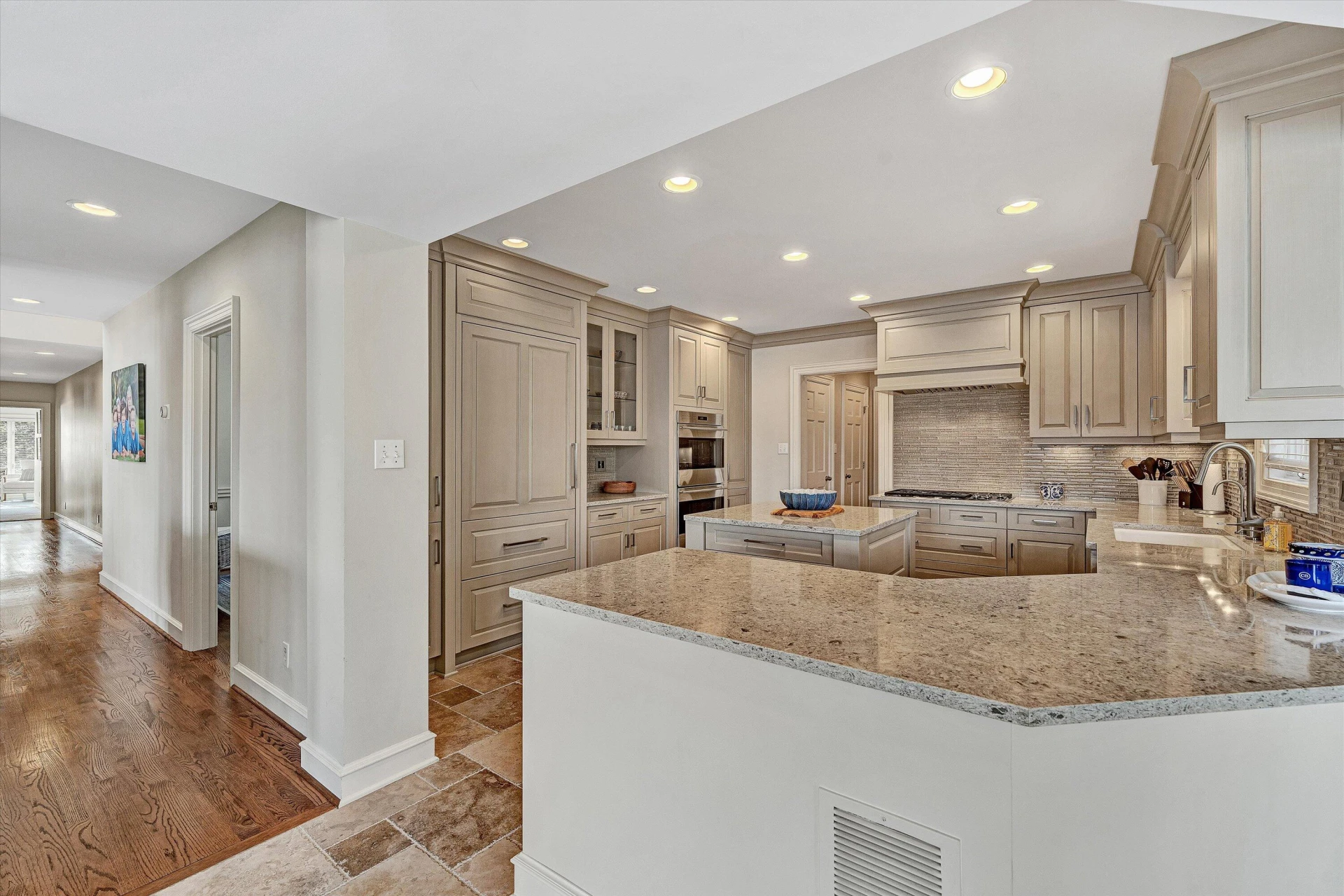 25 Findlay CIR - Photo 26