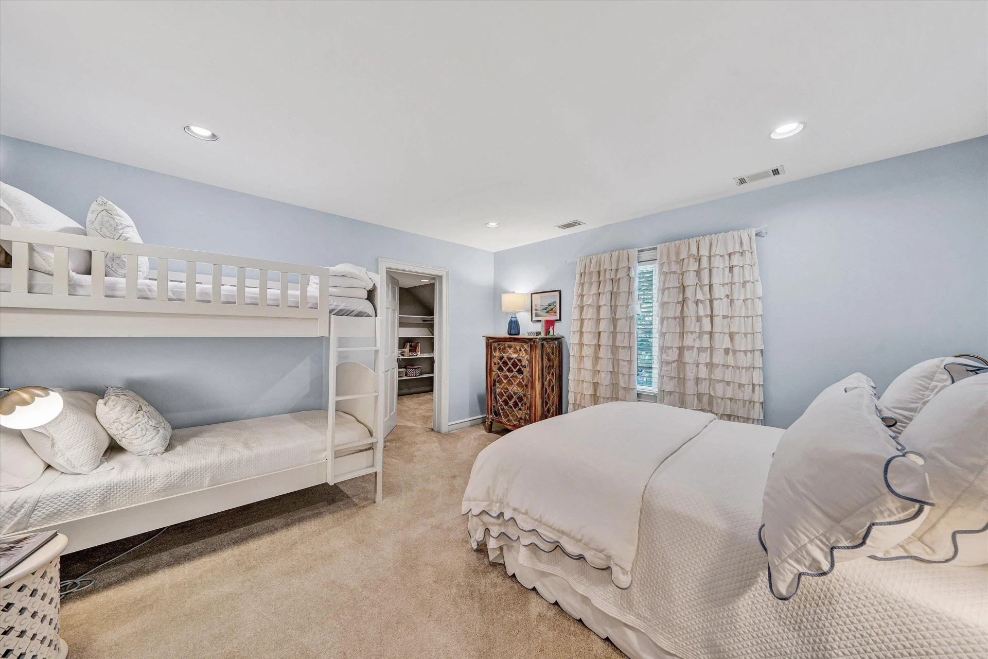 25 Findlay CIR - Photo 52