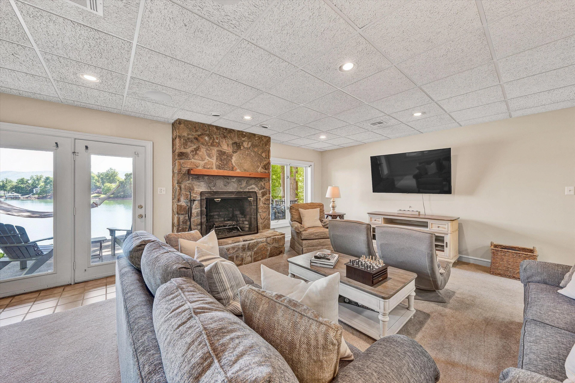 25 Findlay CIR - Photo 60