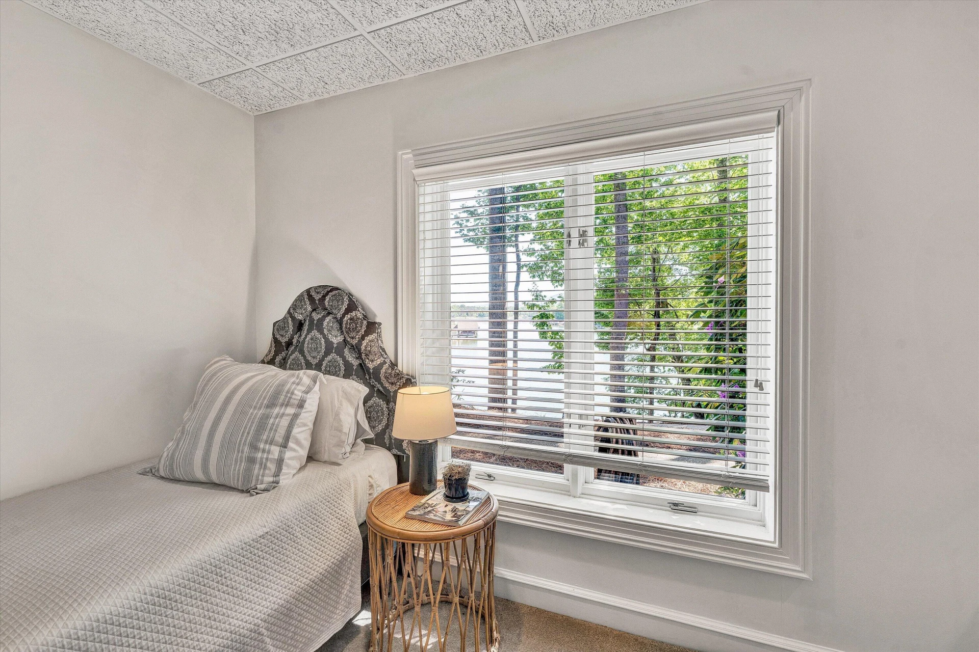 25 Findlay CIR - Photo 64
