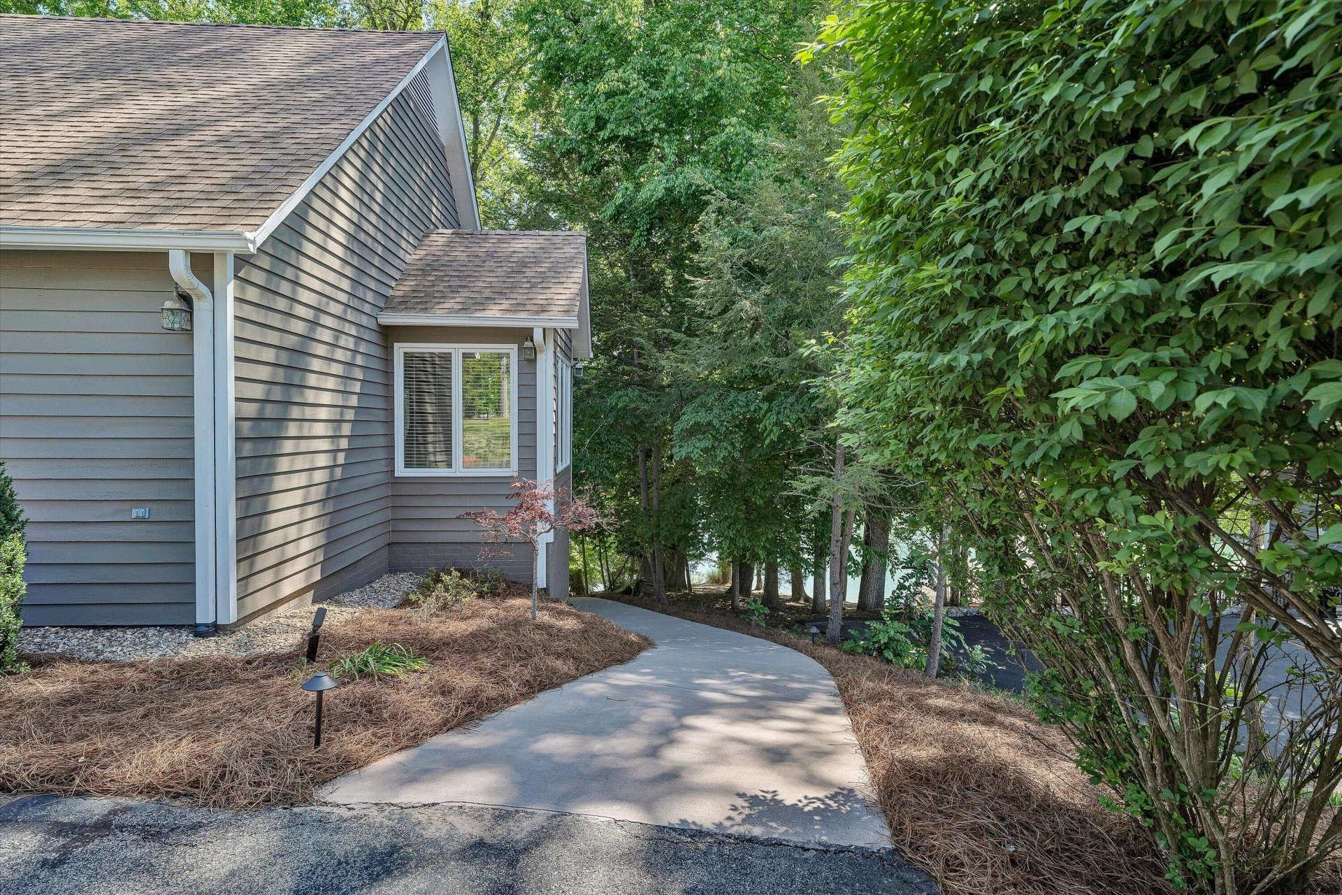 25 Findlay CIR - Photo 90
