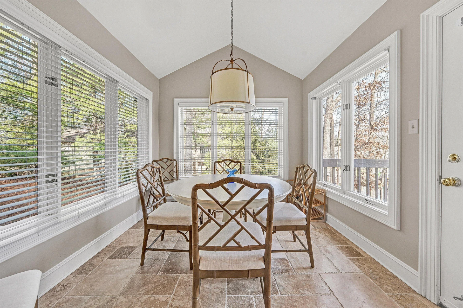 25 Findlay CIR - Photo 93