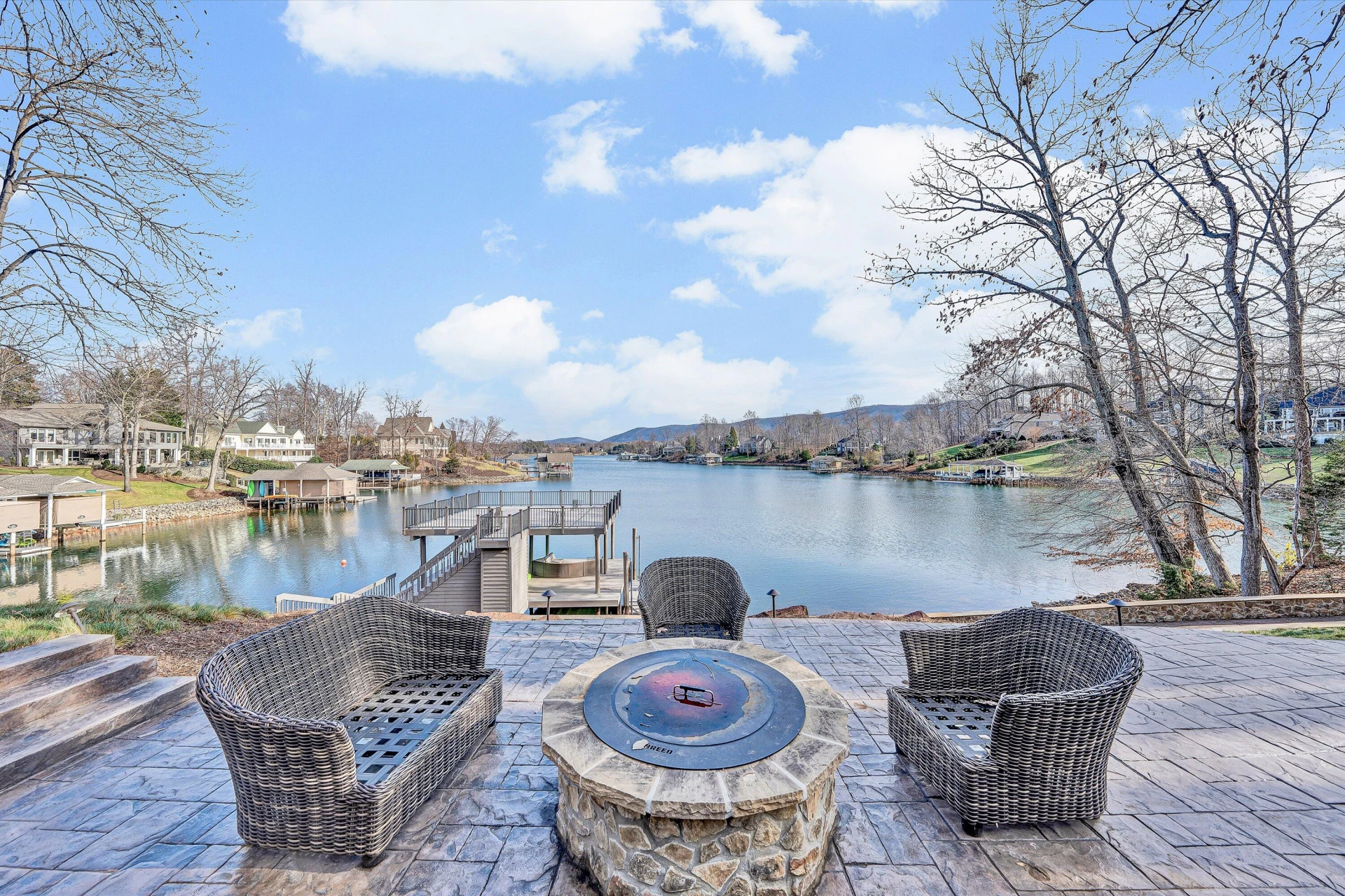 25 Findlay CIR - Photo 99