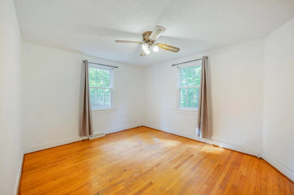 580 Jennings RD - Photo 9