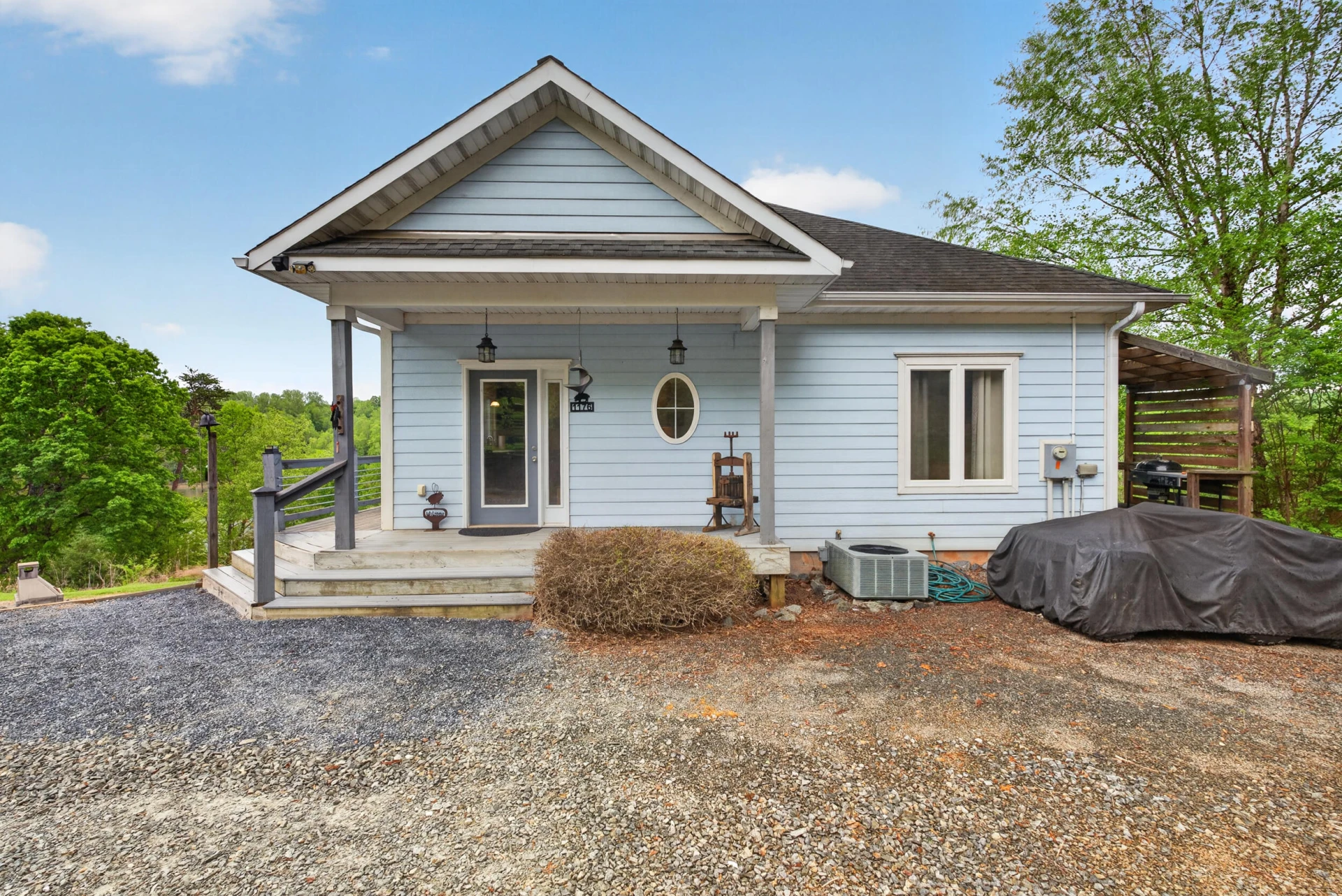 1176 Leesville Lake DR