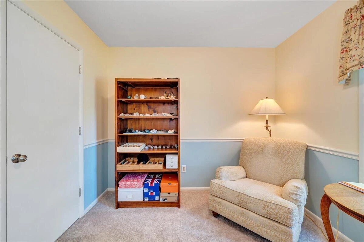 3958 Thames DR - Photo 21