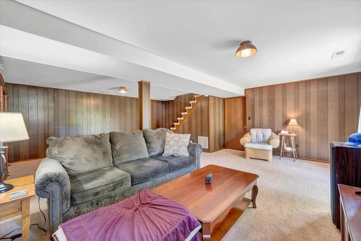3958 Thames DR - Photo 27