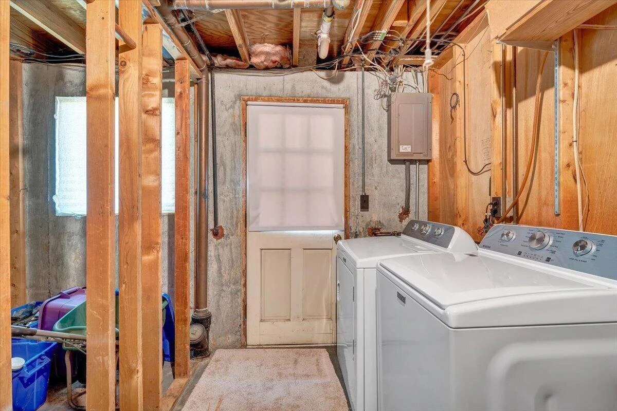 3958 Thames DR - Photo 28