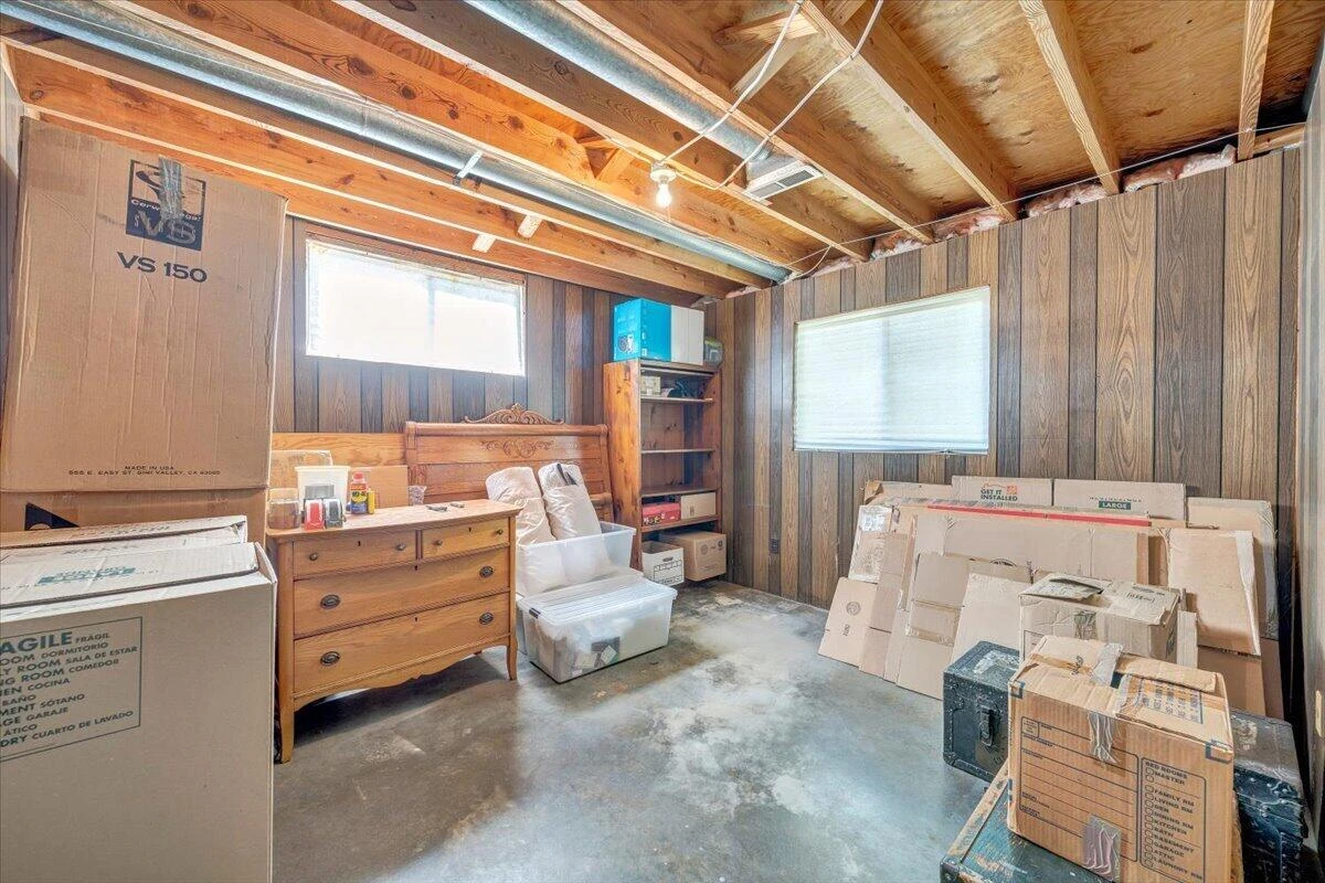 3958 Thames DR - Photo 32