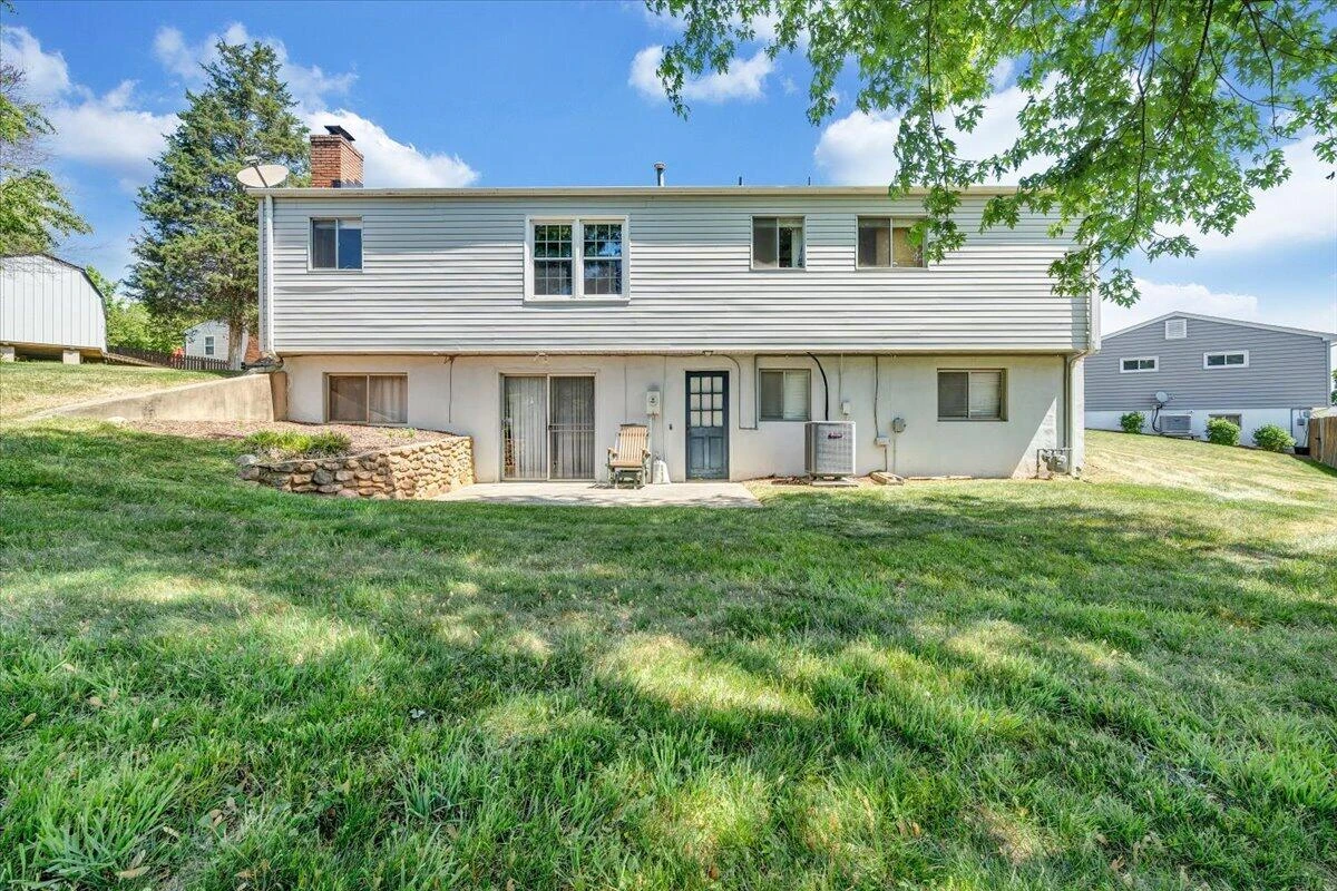 3958 Thames DR - Photo 36