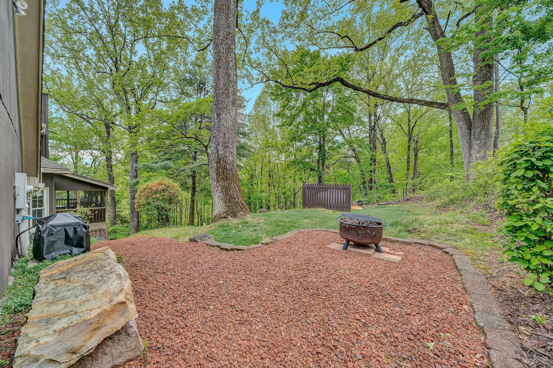 6658 Leffler LN - Photo 47