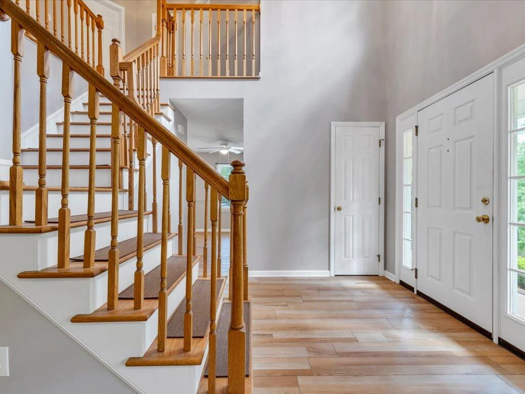 520 Scenic DR - Photo 10