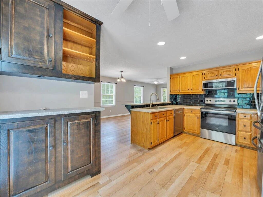 520 Scenic DR - Photo 17