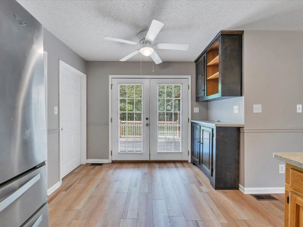 520 Scenic DR - Photo 22