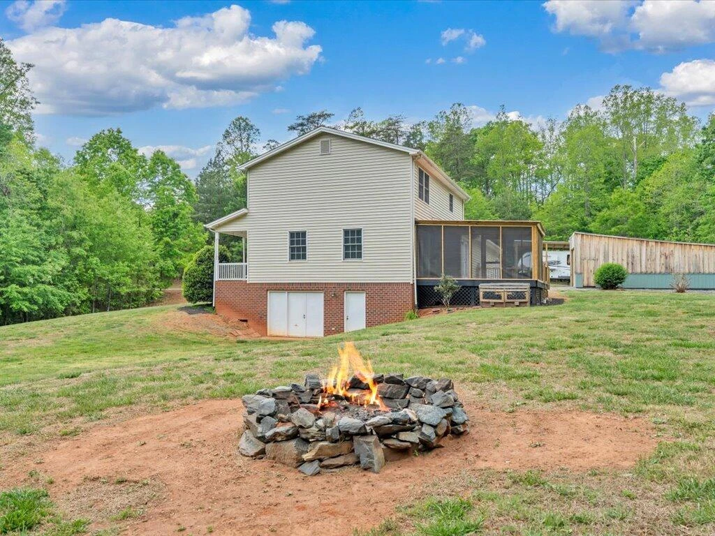 520 Scenic DR - Photo 65