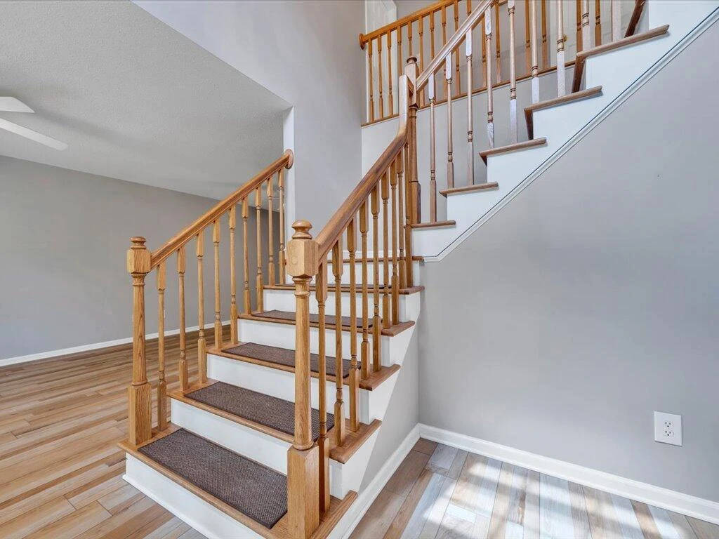 520 Scenic DR - Photo 9