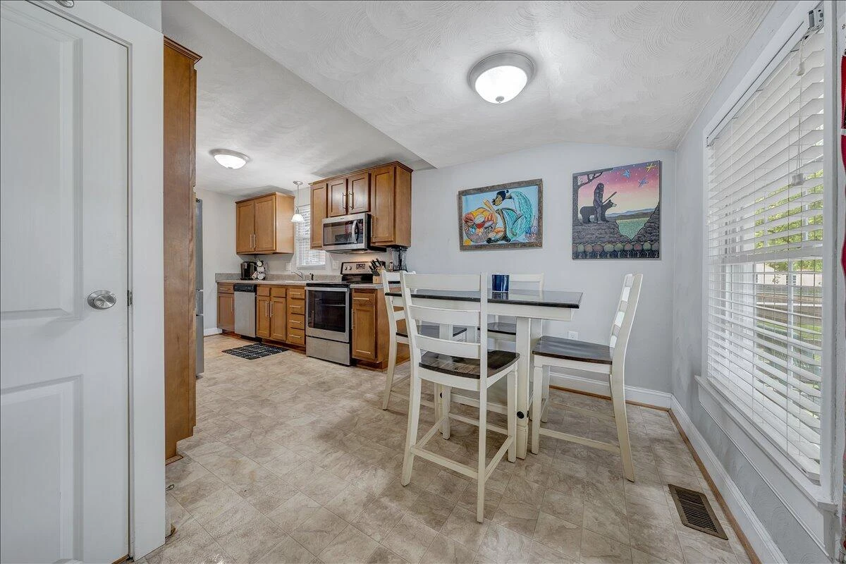 3619 Garden City BLVD SE - Photo 13
