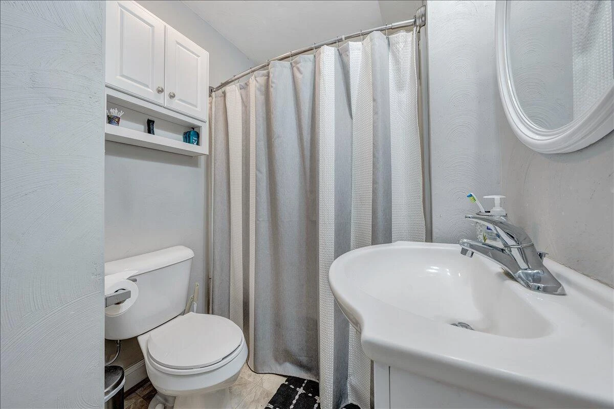 3619 Garden City BLVD SE - Photo 17