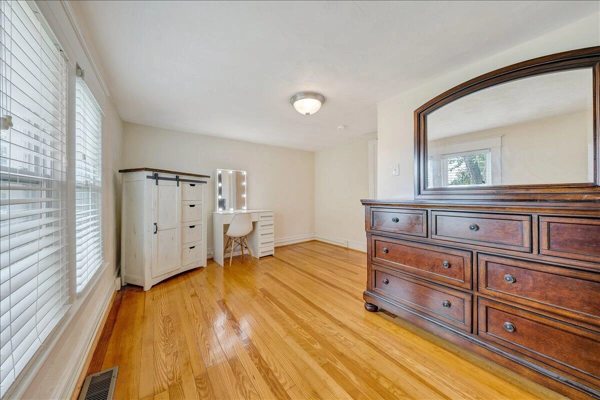 3619 Garden City BLVD SE - Photo 20