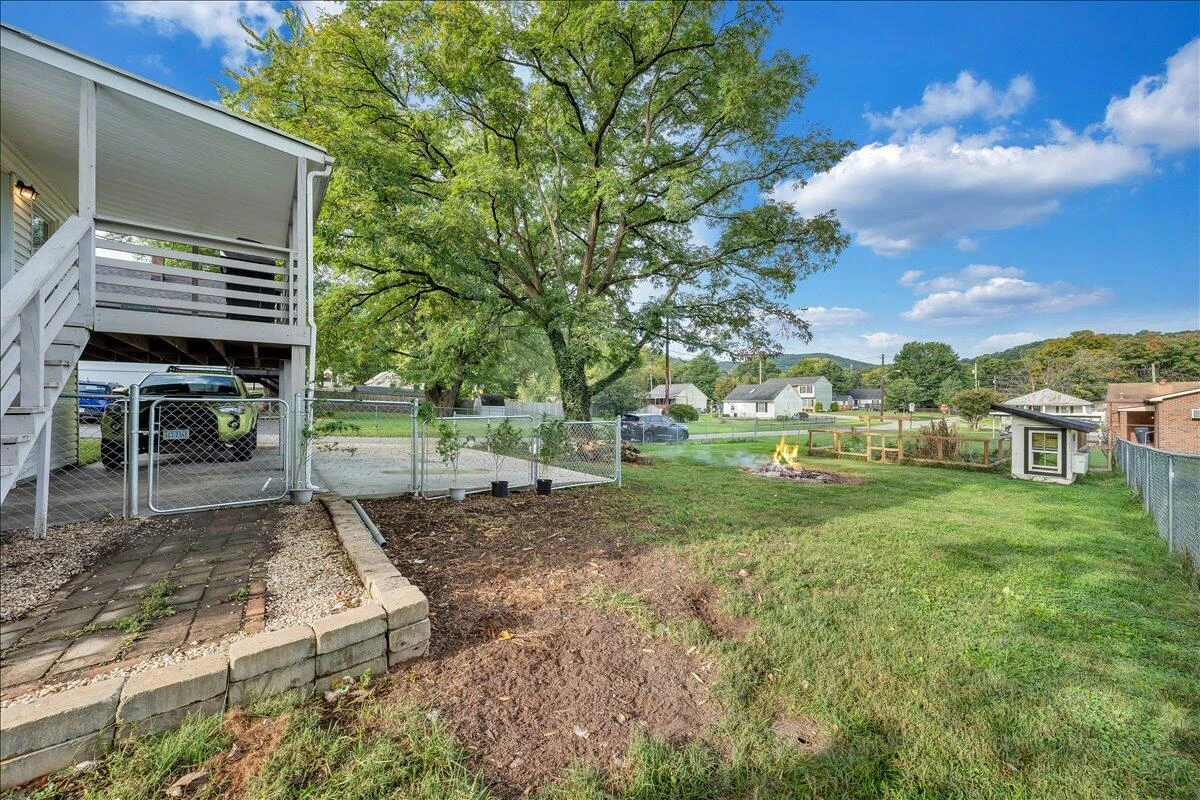 3619 Garden City BLVD SE - Photo 28