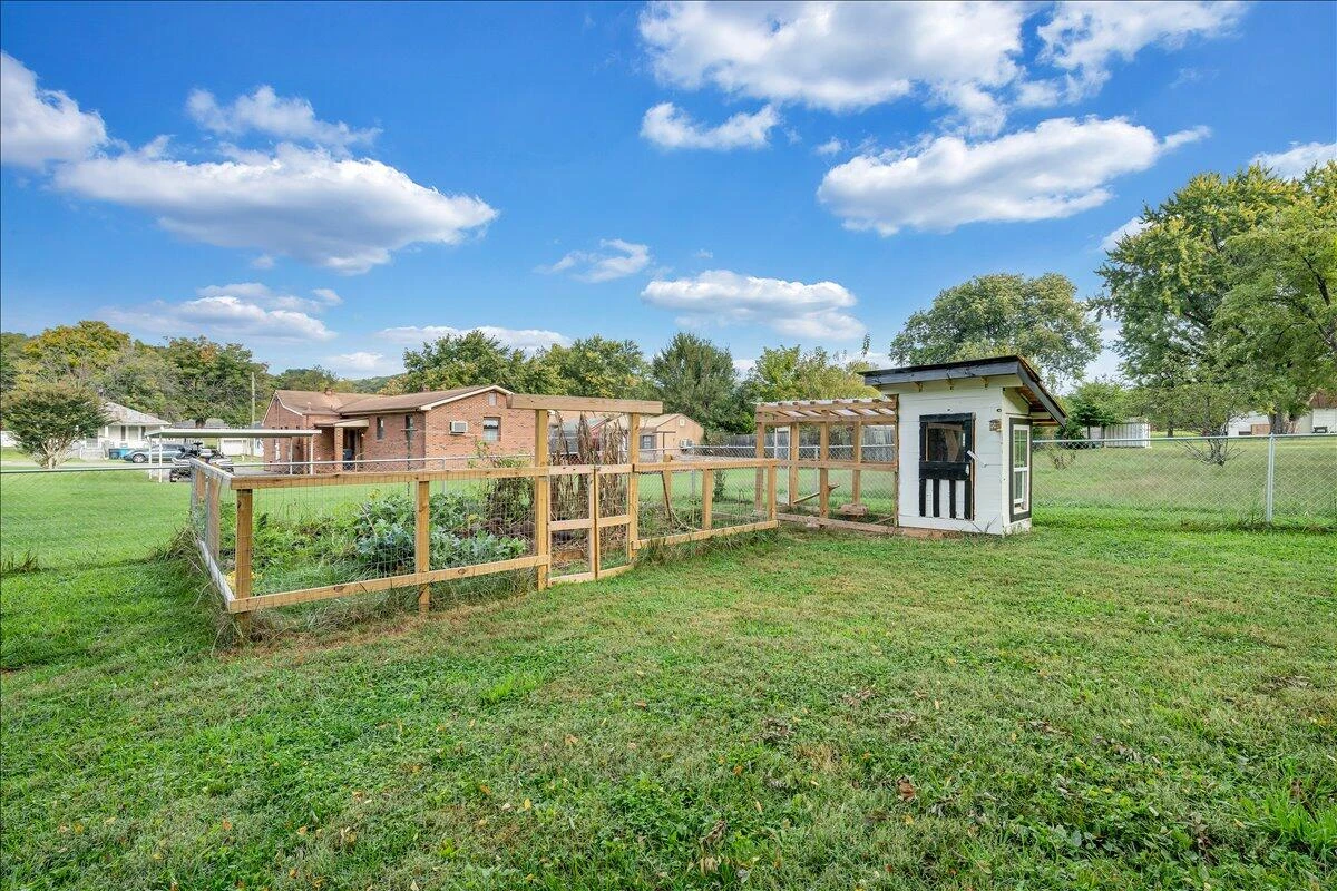 3619 Garden City BLVD SE - Photo 30
