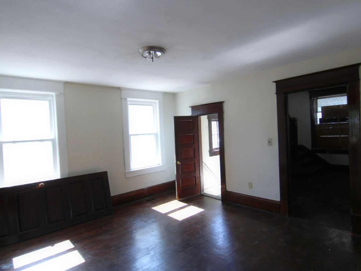 1651 Syracuse AVE NW - Photo 10