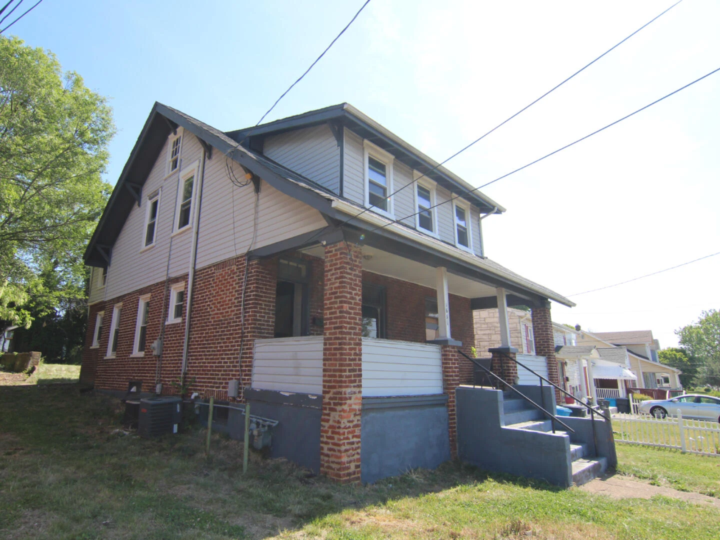 1651 Syracuse AVE NW - Photo 19
