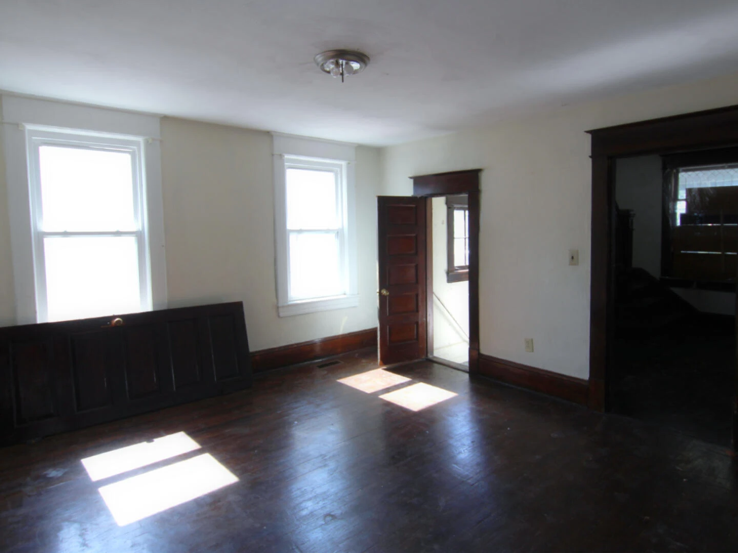 1651 Syracuse AVE NW - Photo 6