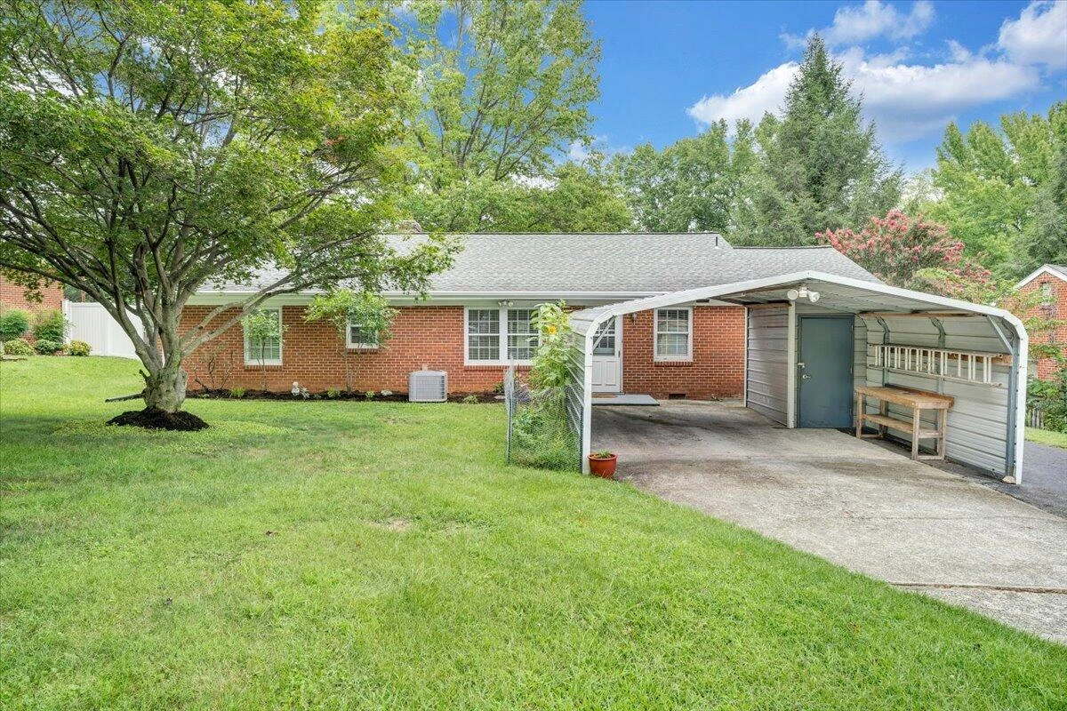 3016 Grandin RD - Photo 34