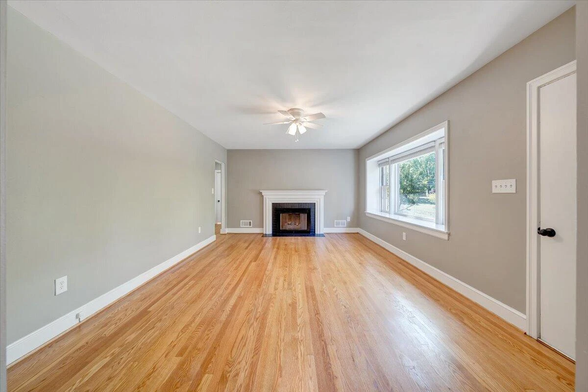 3016 Grandin RD - Photo 5