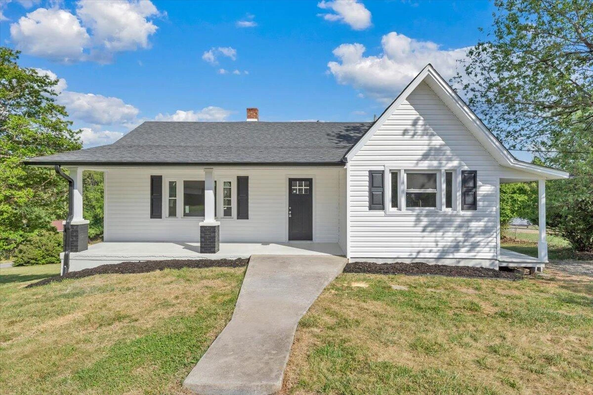 2138 Bailey AVE