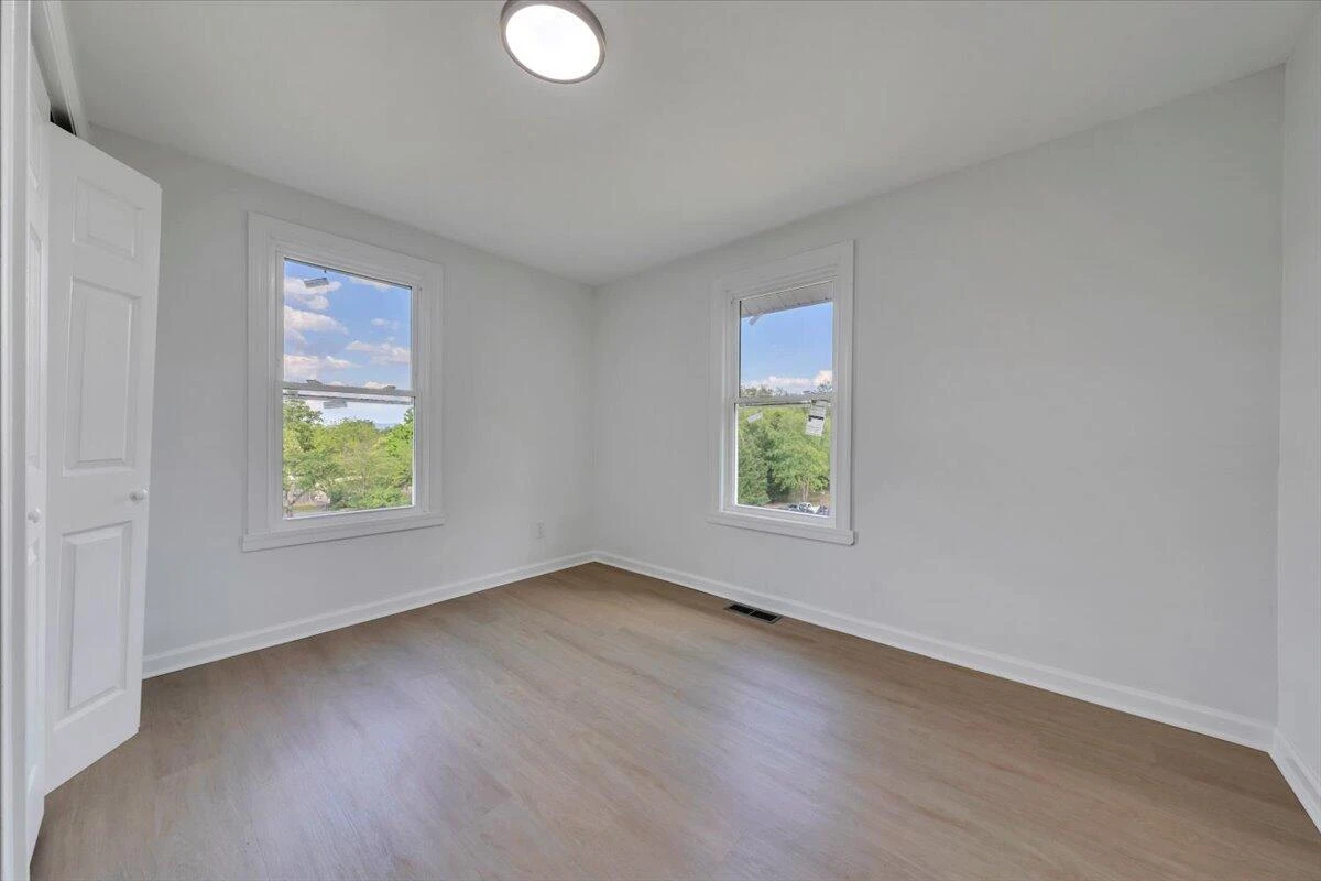 2138 Bailey AVE - Photo 10