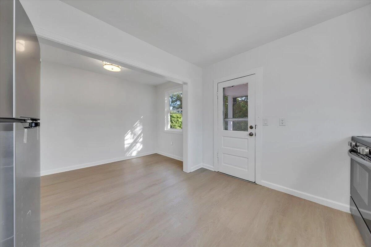 2138 Bailey AVE - Photo 16