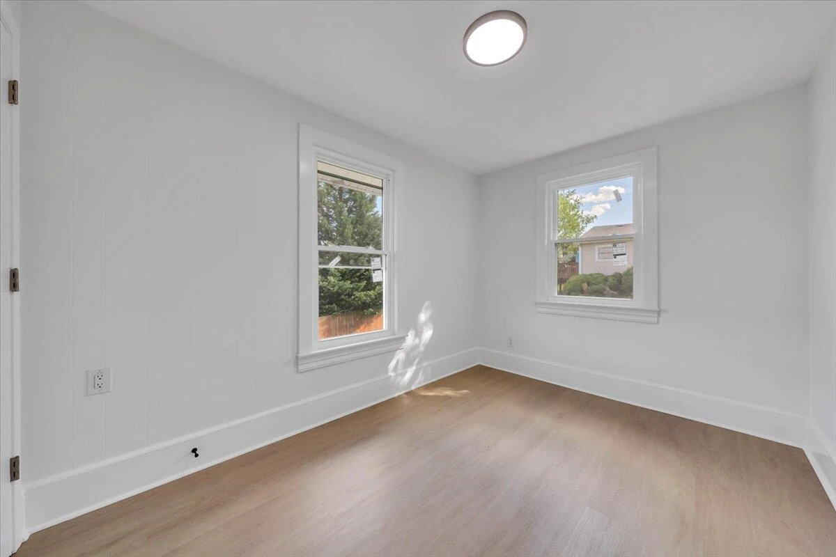 2138 Bailey AVE - Photo 20