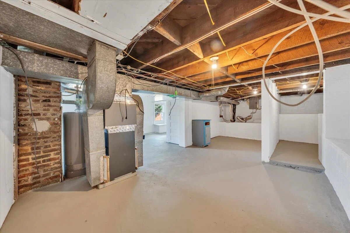 2138 Bailey AVE - Photo 23