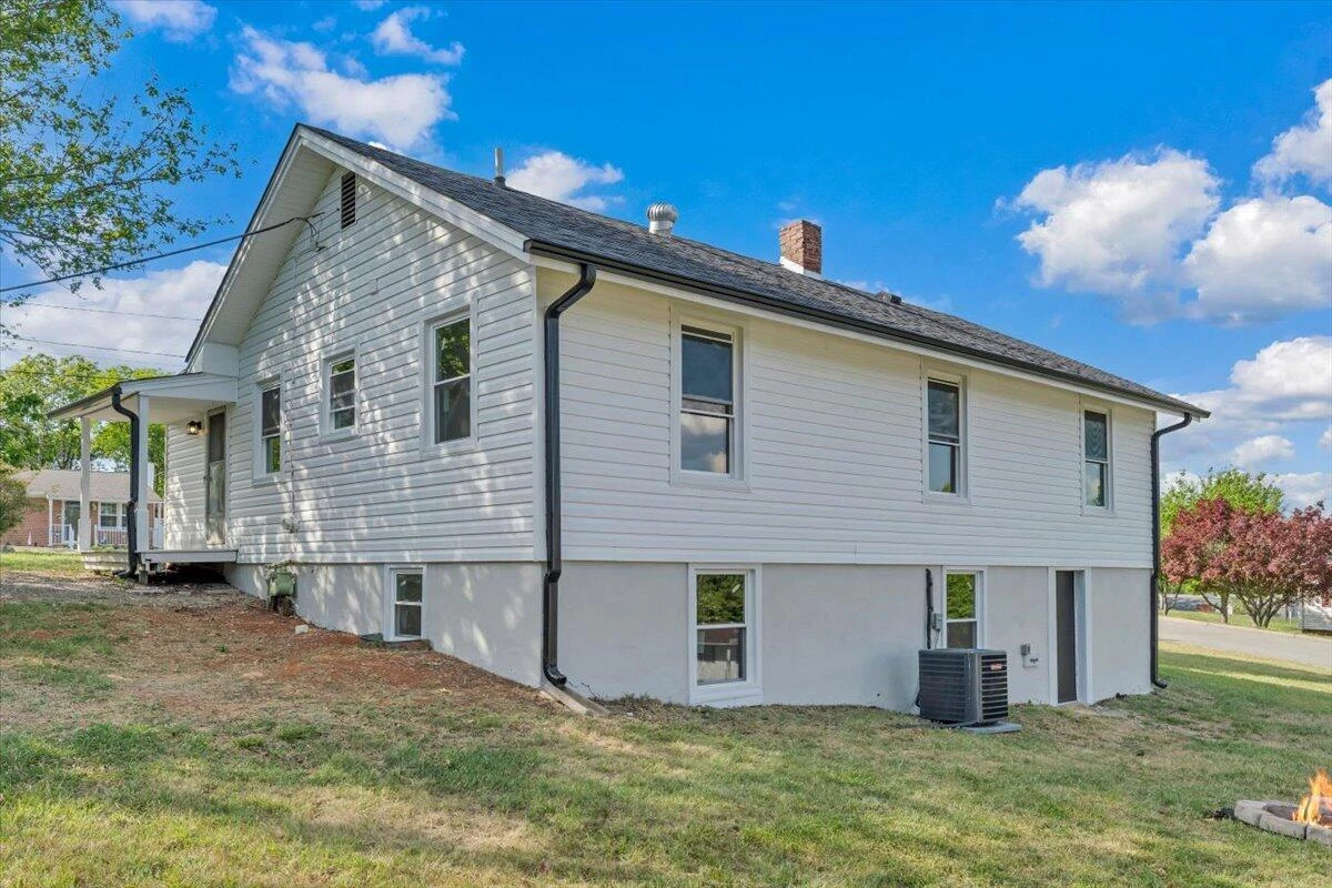 2138 Bailey AVE - Photo 29