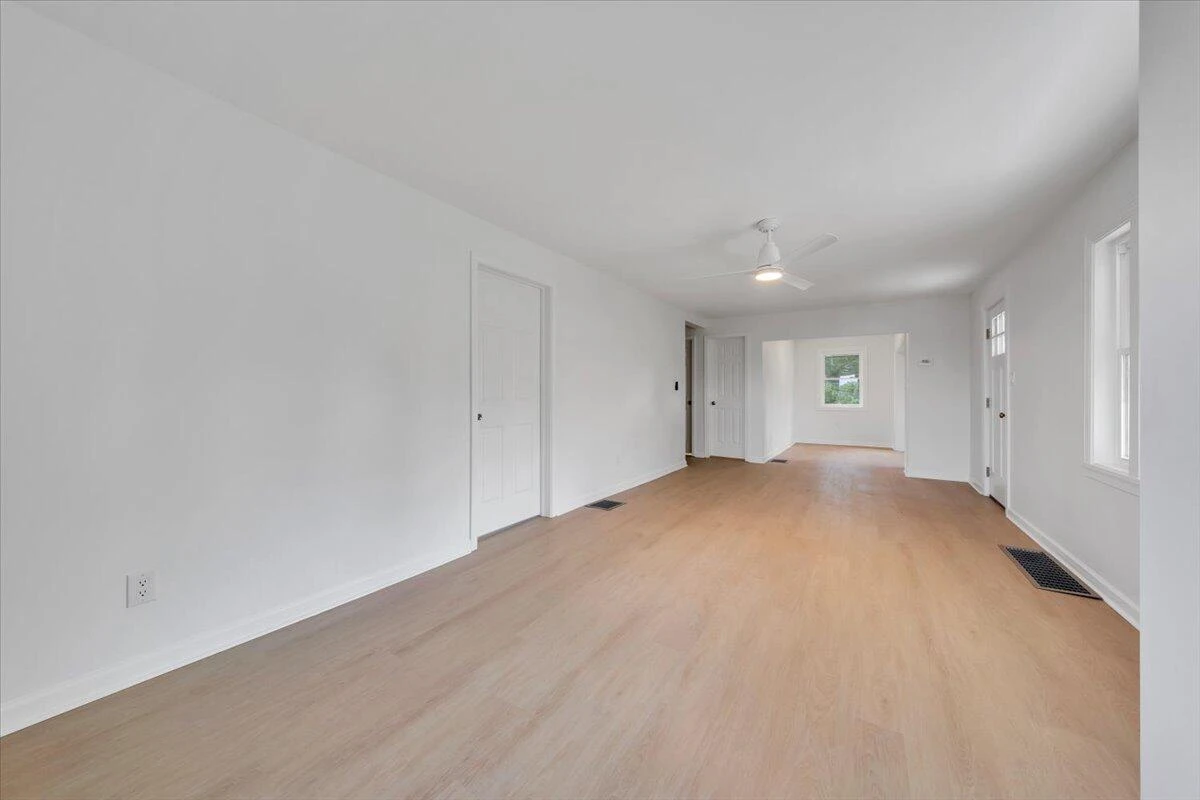 2138 Bailey AVE - Photo 9