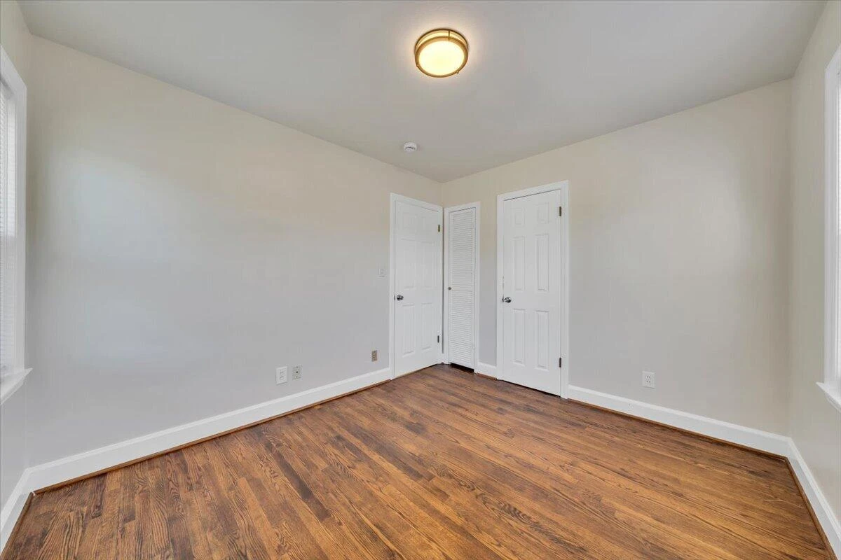 1811 Fareham RD SW - Photo 15
