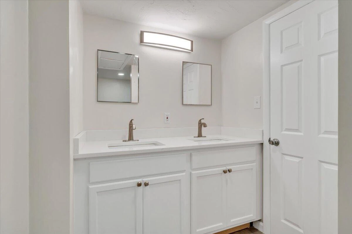 1811 Fareham RD SW - Photo 23