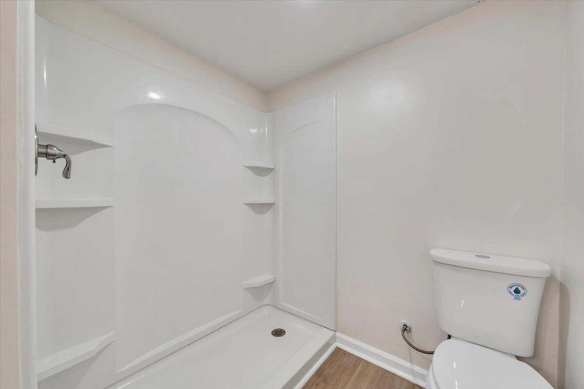 1811 Fareham RD SW - Photo 24