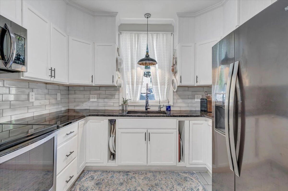 1701 Patterson AVE SW - Photo 28
