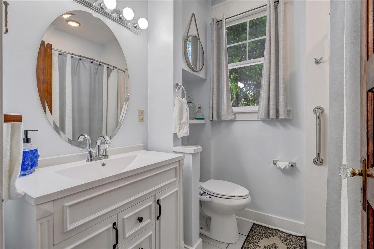 1701 Patterson AVE SW - Photo 32