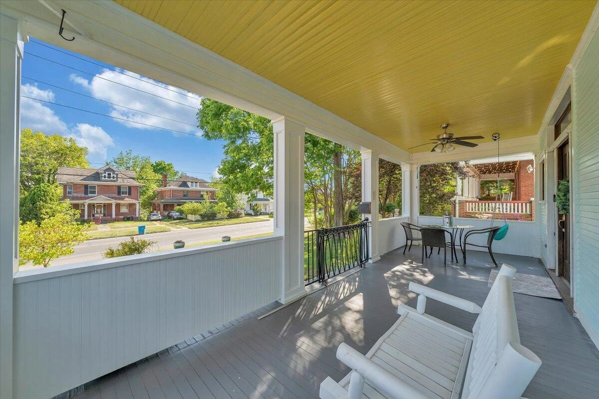 1701 Patterson AVE SW - Photo 6