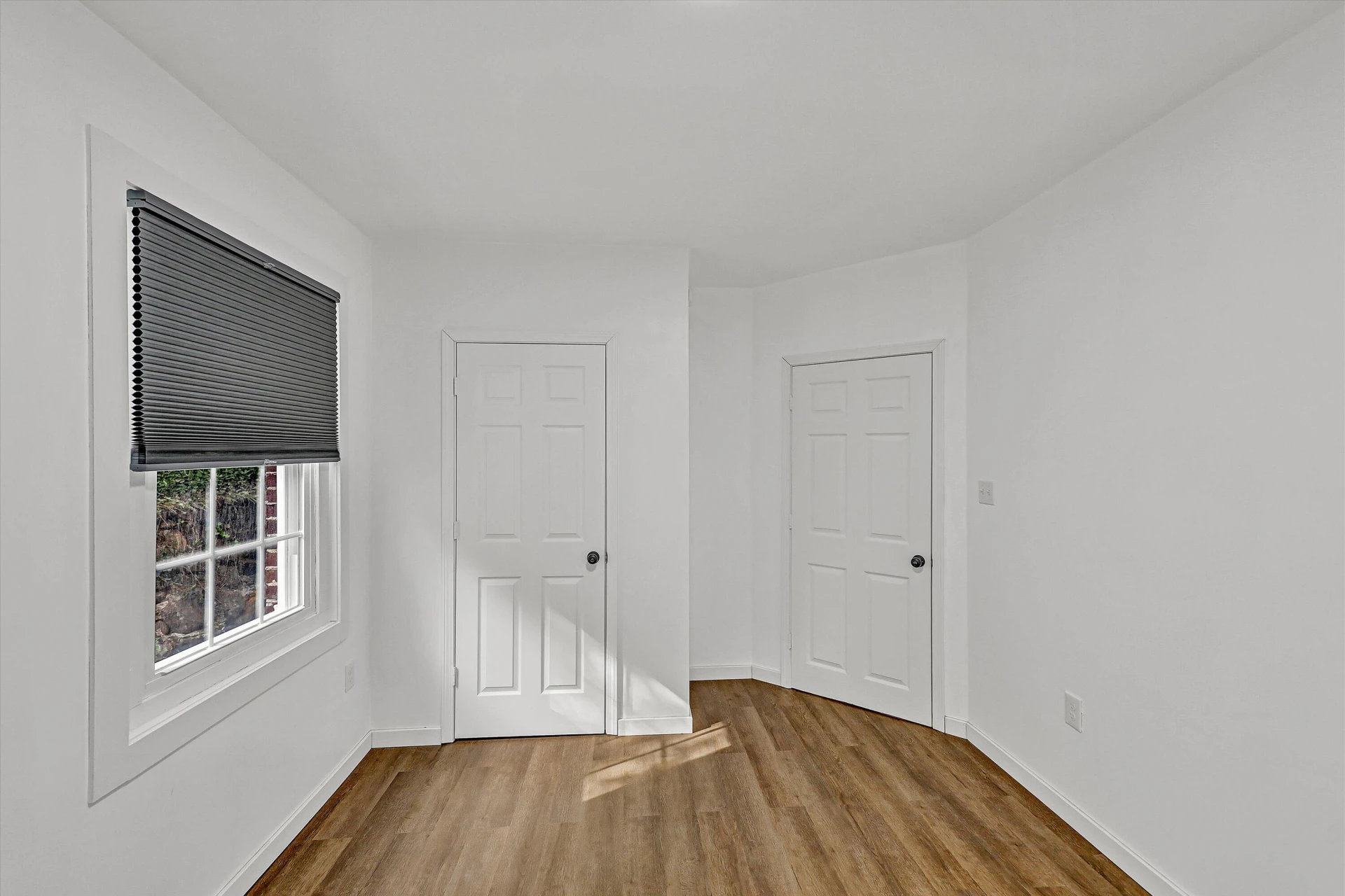 733 Craig ST - Photo 20