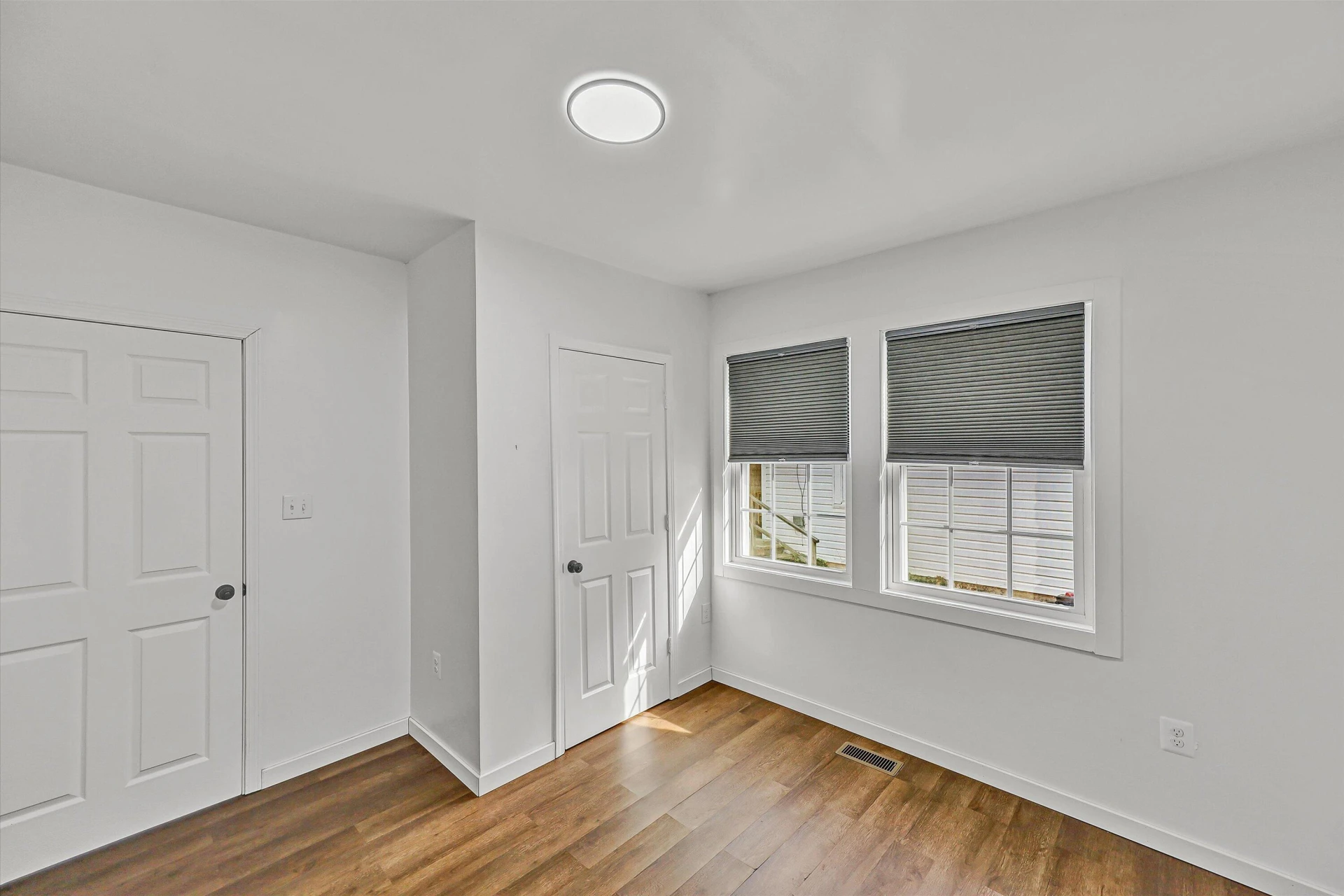 733 Craig ST - Photo 21