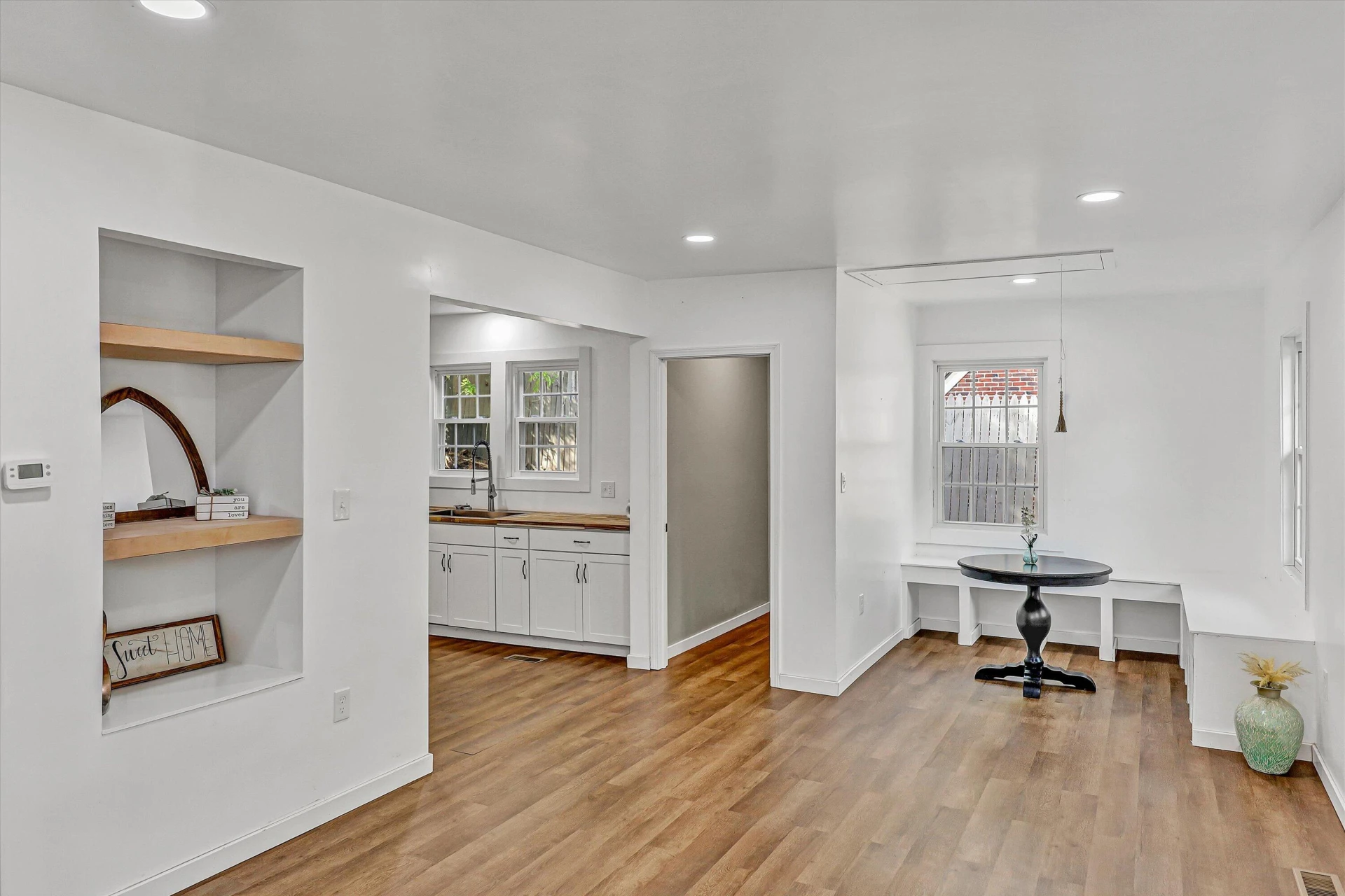 733 Craig ST - Photo 10